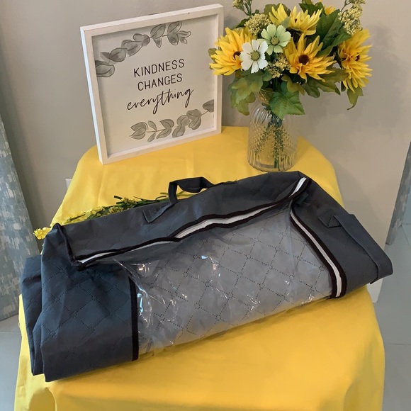 Other - Set of 4 Under bed Garment Bags